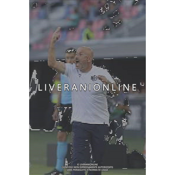 Vincenzo Italiano Head Coach of Bologna FC gestures during Bologna FC vs Como FC, 2° Serie A Enilive 2025-26 game at Renato Dall\'Ara stadium in Bologna (BO), Italy, on August 30, 2025. (Photo by Davide Casentini) AG ALDO LIVERANI SAS