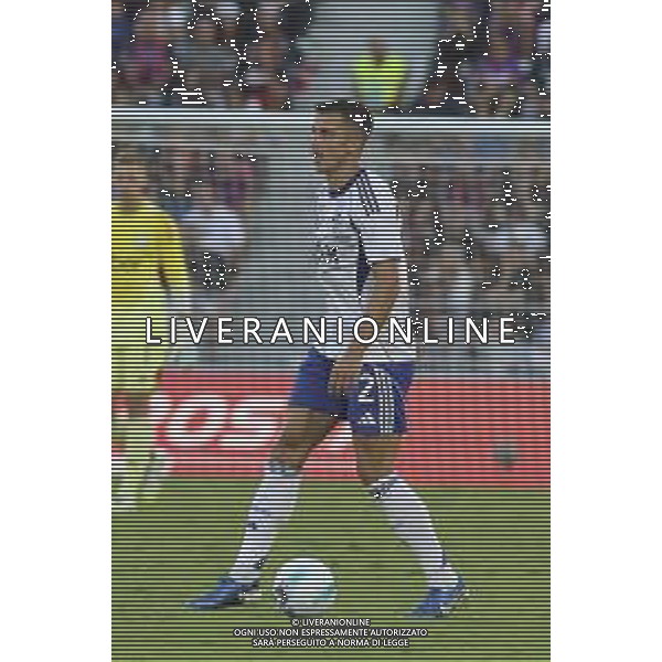 Marc Oliver Kempf of Como 1907 play the ball during Bologna FC vs Como FC, 2° Serie A Enilive 2025-26 game at Renato Dall\'Ara stadium in Bologna (BO), Italy, on August 30, 2025. (Photo by Davide Casentini) AG ALDO LIVERANI SAS
