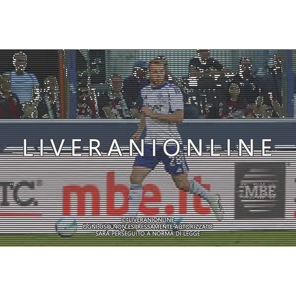 Ivan Smolčić of Como 1907 play the ball during Bologna FC vs Como FC, 2° Serie A Enilive 2025-26 game at Renato Dall\'Ara stadium in Bologna (BO), Italy, on August 30, 2025. (Photo by Davide Casentini) AG ALDO LIVERANI SAS