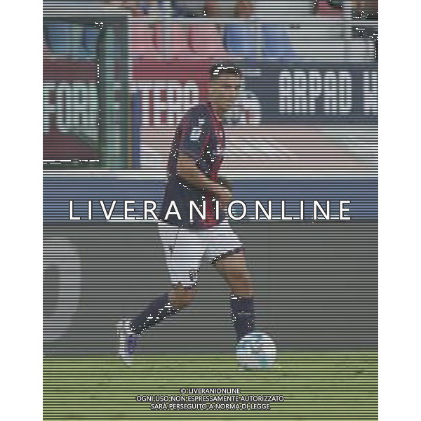 Nikola Moro of Bologna FC play the ball during Bologna FC vs Como FC, 2° Serie A Enilive 2025-26 game at Renato Dall\'Ara stadium in Bologna (BO), Italy, on August 30, 2025. (Photo by Davide Casentini) AG ALDO LIVERANI SAS