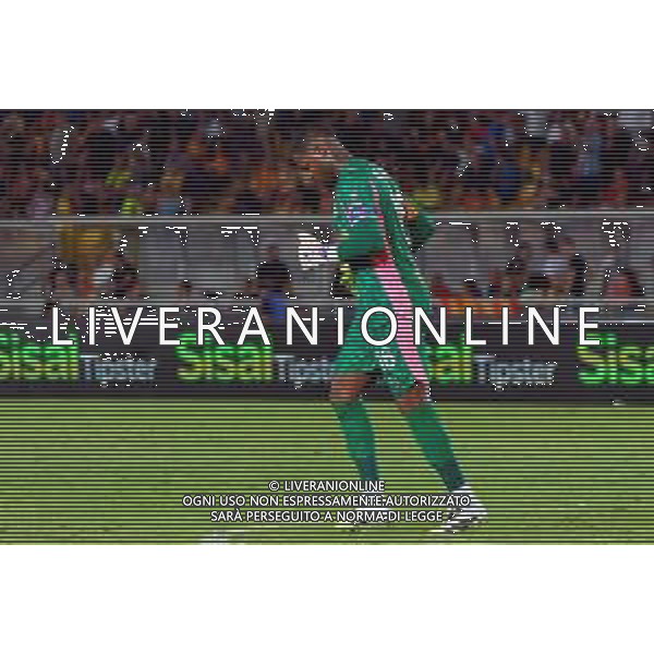 TVEM September 29, 2025 Lecce, Italy - US Lecce vs AC Milan - Italian soccer serie A 2024/25 - Via Del Mare Stadium. In the pic: Mike Maignan of AC Milan foto emmanuele mastrodonato-ag aldo liverani sas