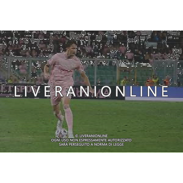 Patryk Peda (Palermo FC) in azione durante Palermo FC vs Frosinone Calcio Serie B 25/26 presso lo stadio Renzo Barbera di Palermo il 30/08/25 ©Federico Serra - AGENZIA ALDO LIVERANI SAS -TVFS Palermo vs Frosinone Campionato Calcio Serie B 30.08.2025