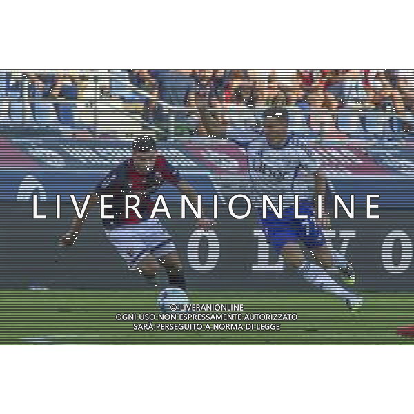 Ignace Fabienne Van Der Brempt of Como 1907 competes for the ball with Nicolò Cambiaghi of Bologna FC during Bologna FC vs Como FC, 2° Serie A Enilive 2025-26 game at Renato Dall\'Ara stadium in Bologna (BO), Italy, on August 30, 2025. (Photo by Davide Casentini)- AGENZIA ALDO LIVERANI SAS