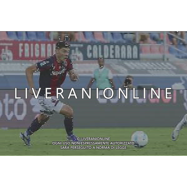 Nicolo’ Cambiaghi of Bologna FC play the ball during Bologna FC vs Como FC, 2° Serie A Enilive 2025-26 game at Renato Dall\'Ara stadium in Bologna (BO), Italy, on August 30, 2025. (Photo by Davide Casentini)- AGENZIA ALDO LIVERANI SAS