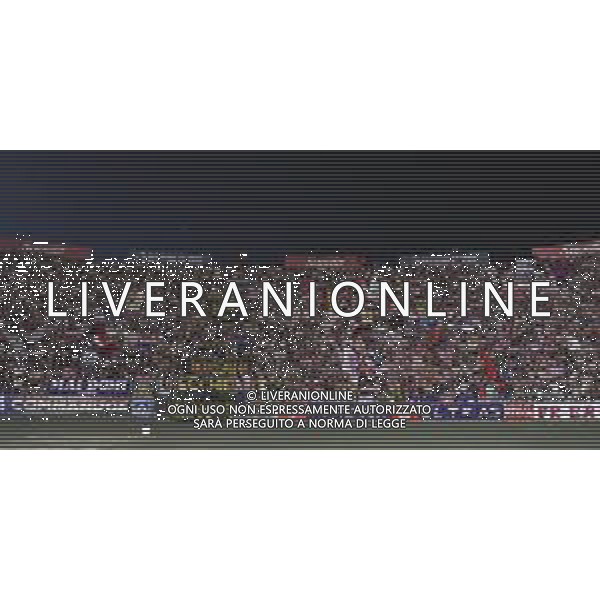 tifosi - Bologna fans show their support during Bologna FC vs Como FC, 2° Serie A Enilive 2025-26 game at Renato Dall\'Ara stadium in Bologna (BO), Italy, on August 30, 2025. (Photo by Davide Casentini)- AGENZIA ALDO LIVERANI SAS