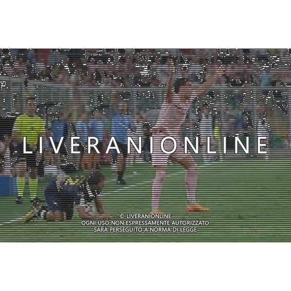 Niccolo’ Pierozzi (Palermo FC) protesta contro l\'arbitro durante Palermo FC vs Frosinone Calcio Serie B 25/26 presso lo stadio Renzo Barbera di Palermo il 30/08/25 ©TVFS Federico Serra - AGENZIA ALDO LIVERANI SAS
