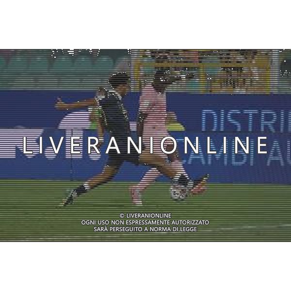 Emmanuel Gyasi (Palermo FC) in azione durante Palermo FC vs Frosinone Calcio Serie B 25/26 presso lo stadio Renzo Barbera di Palermo il 30/08/25 ©TVFS Federico Serra - AGENZIA ALDO LIVERANI SAS