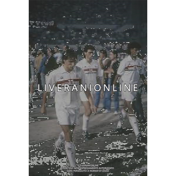 DIAP-RETROSPETTIVA CHRISTIAN LANTIGNOTTI CALCIATORE NELLA FOTO CHRISTIAN LANTIGNOTTI CON LA MAGLIA DEL MILAN NELL\'ANNO 1988-1989 AG ALDO LIVERANI SAS