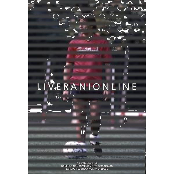 DIAP-RETROSPETTIVA CHRISTIAN LANTIGNOTTI CALCIATORE NELLA FOTO CHRISTIAN LANTIGNOTTI CON LA MAGLIA DEL MILAN NELL\'ANNO 1988-1989 AG ALDO LIVERANI SAS