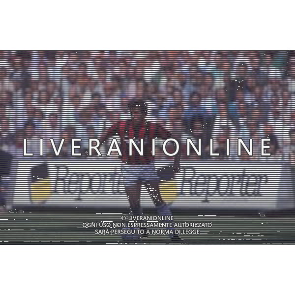 DIAP-RETROSPETTIVA CHRISTIAN LANTIGNOTTI CALCIATORE NELLA FOTO CHRISTIAN LANTIGNOTTI CON LA MAGLIA DEL MILAN NELL\'ANNO 1988-1989 AG ALDO LIVERANI SAS