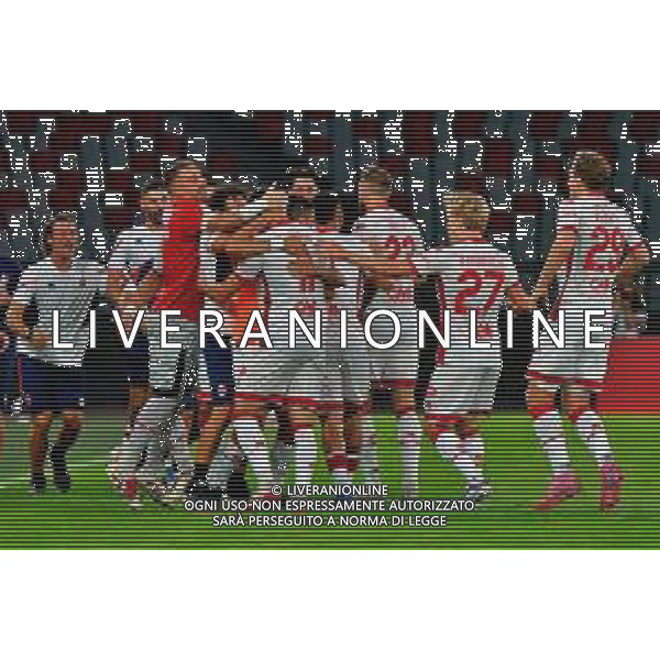 TVEM 31-08-2025 Bari, Italy - bari-monza - San Nicola Stadium- San Nicola Stadium. In the pic: Gabriele Moncini of SSC Bari celebrates after scoring a goal with teammates foto emmanuele mastrodonato-ag aldo liverani sas