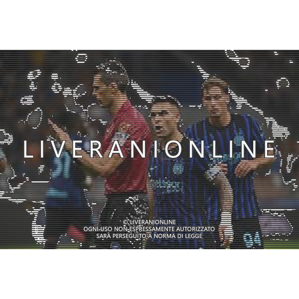 Inter vs Udinese nella foto Lautaro Martinez (Inter) protesta con l\'arbitro Matteo Marchetti di Ostia Lido (Roma) Milano 31-08-2025 Stadio Giuseppe Meazza - San Siro Inter vs Udinese Campionato Serie A Enilive - 2a giornata foto Roberto Garavaglia/Agenzia Aldo Liverani sas