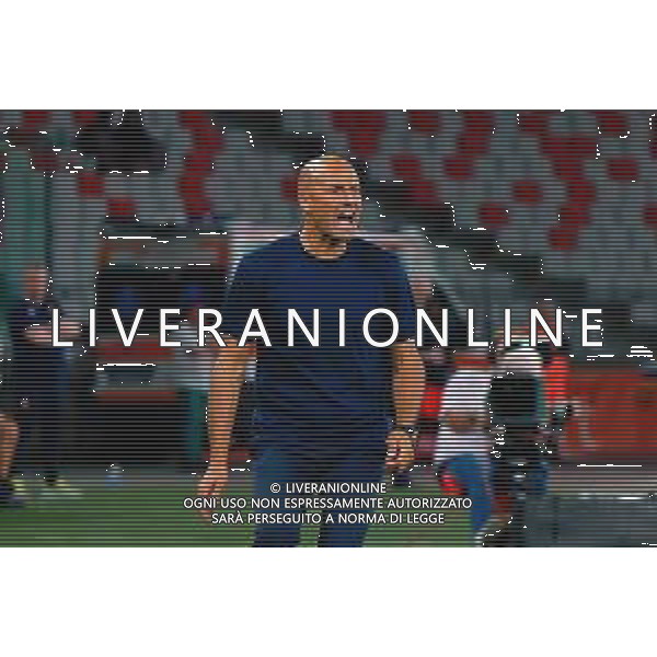 TVEM August 31, 2025 Bari, Italy - SSC Bari vs AC Monza - Italian Soccer Serie B 2025/2026 - San Nicola Stadium. In the pic: coach Paolo Bianco of AC Monza FOTO EMMANUELE MASTTRODONATO-AG ALDO LIVERANI SAS