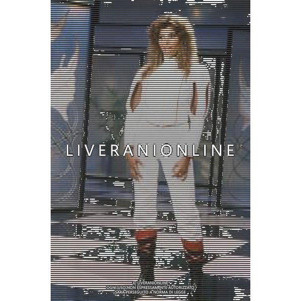 DIAP-RETROSPETTIVA MARINA OCCHIENA CANTANTE NELLA FOTO MARINA OCCHIENA OSPITE DELLA TRASMISSIONE TELEVISIVA “CIPRIA“NELL\'ANNO 1983  FOTO ENRICO LIVERANI-AG ALDO LIVERANI SAS