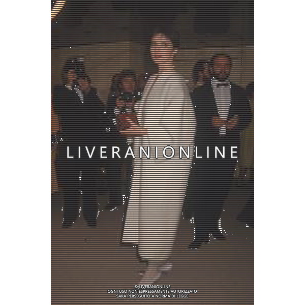 DIAP-RETROSPETTIVA ISABELLA ROSSELLINI ATTRICE NELLA FOTO ISABELLA ROSSELLINI A CANNES NELL\'ANNO 1990 AG ALDO LIVERANI SAS