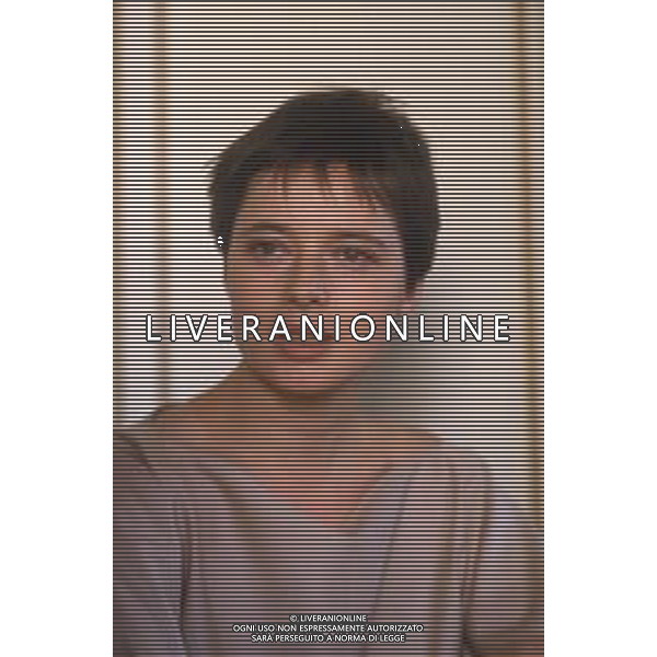 DIAP-RETROSPETTIVA ISABELLA ROSSELLINI ATTRICE NELLA FOTO ISABELLA ROSSELLINI A CANNES NELL\'ANNO 1990 AG ALDO LIVERANI SAS