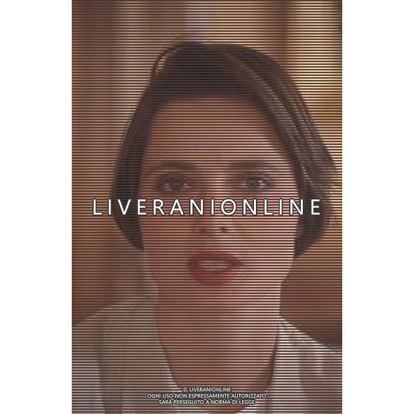 DIAP-RETROSPETTIVA ISABELLA ROSSELLINI ATTRICE NELLA FOTO ISABELLA ROSSELLINI A CANNES NELL\'ANNO 1990 AG ALDO LIVERANI SAS
