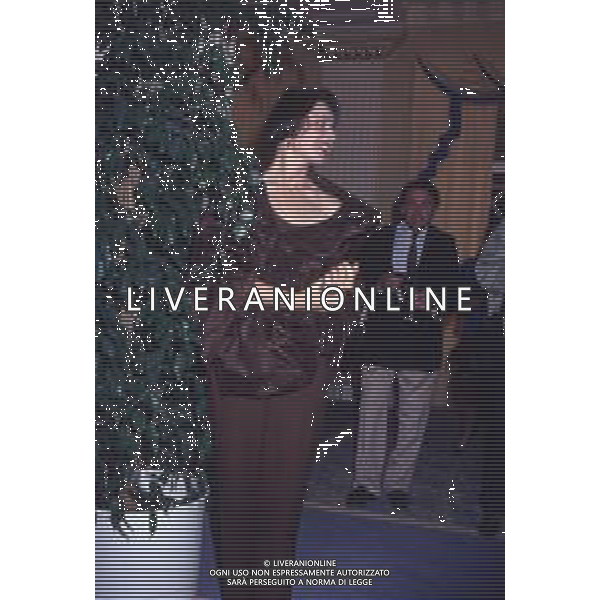 DIAP-RETROSPETTIVA ISABELLA ROSSELLINI ATTRICE NELLA FOTO ISABELLA ROSSELLINI A CANNES NELL\'ANNO 1990 AG ALDO LIVERANI SAS