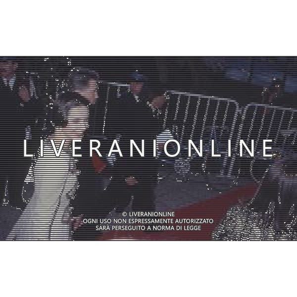DIAP-RETROSPETTIVA ISABELLA ROSSELLINI ATTRICE NELLA FOTO ISABELLA ROSSELLINI CON DAVID LYNCH A CANNES NELL\'ANNO 1990 AG ALDO LIVERANI SAS