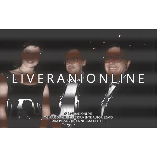 DIAP-RETROSPETTIVA ISABELLA ROSSELLINI ATTRICE NELLA FOTO ISABELLA ROSSELLINI CON PAOLO E VITTORIO TAVANI A CANNES NELL\'ANNO 1987 AG ALDO LIVERANI SAS