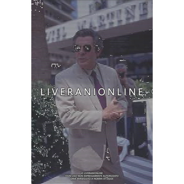 DIAP-RETROSPETTIVA MARCELLO MASTROIANNI ATTORE NELLA FOTO MARCELLO MASTROIANNI A CANNES NELL\'ANNO 1989 AG ALDO LIVERANI SAS