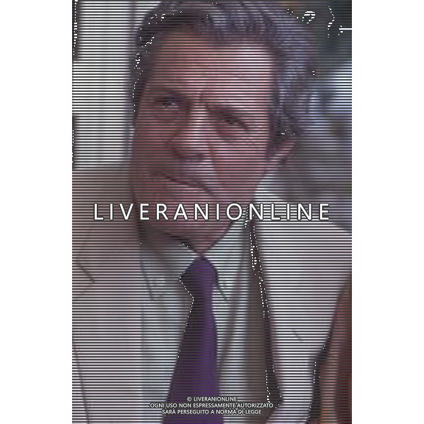 DIAP-RETROSPETTIVA MARCELLO MASTROIANNI ATTORE NELLA FOTO MARCELLO MASTROIANNI A CANNES NELL\'ANNO 1989 AG ALDO LIVERANI SAS