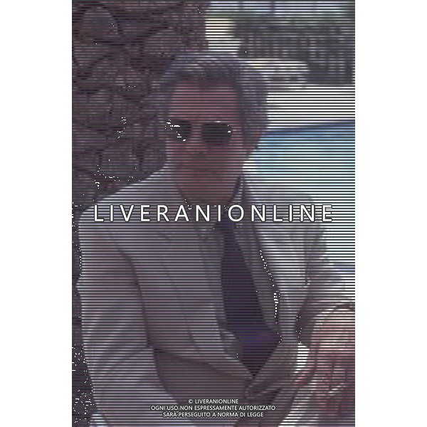 DIAP-RETROSPETTIVA MARCELLO MASTROIANNI ATTORE NELLA FOTO MARCELLO MASTROIANNI A CANNES NELL\'ANNO 1989 AG ALDO LIVERANI SAS