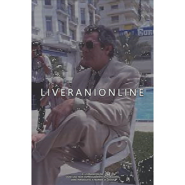 DIAP-RETROSPETTIVA MARCELLO MASTROIANNI ATTORE NELLA FOTO MARCELLO MASTROIANNI A CANNES NELL\'ANNO 1989 AG ALDO LIVERANI SAS