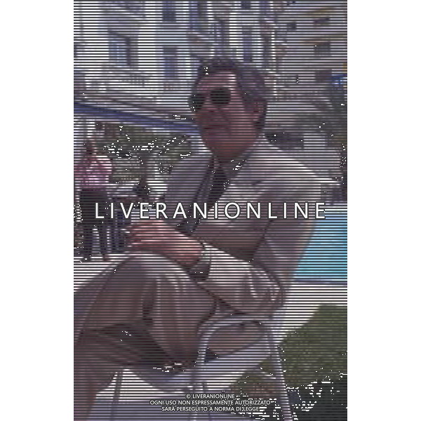 DIAP-RETROSPETTIVA MARCELLO MASTROIANNI ATTORE NELLA FOTO MARCELLO MASTROIANNI A CANNES NELL\'ANNO 1989 AG ALDO LIVERANI SAS