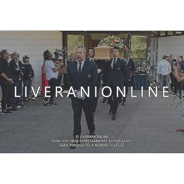 TVRG Funerale Emilio Fede Segrate (MI) 04-09-2025 Il funerale di Emilio Fede presso la chiesa della parrochia Dio Padre foto Roberto Garavaglia/Agenzia Aldo Liverani sas