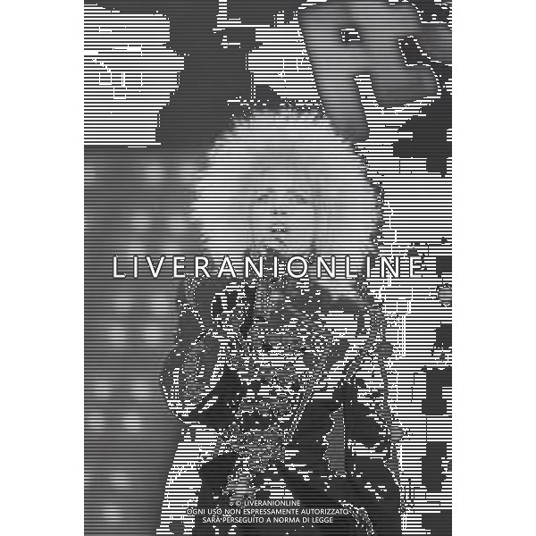 NEG-RETROSPETTIVA IVANA SPAGNA CANTANTE NELLA FOTO IVANA SPAGNA NELL\'ANNO 1988 AL FESTIVALBAR A ASIAGO E PADAVA AG ALDO LIVERANI SAS 