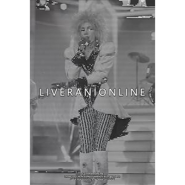 NEG-RETROSPETTIVA IVANA SPAGNA CANTANTE NELLA FOTO IVANA SPAGNA NELL\'ANNO 1988 AG ALDO LIVERANI SAS 