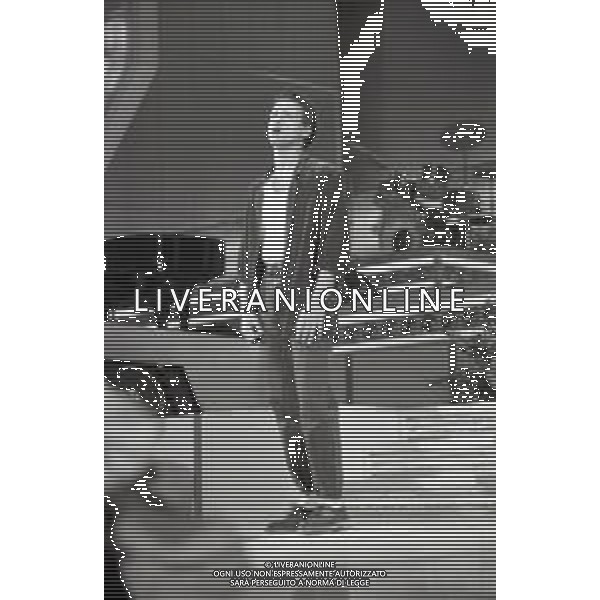 NEG-RETROSPETTIVA EROS RAMAZZOTTI CANTANTE NELLA FOTO EROS RAMAZZOTTI A SANREMO NELL\'ANNO 1986 AG ALDO LIVERANI SAS