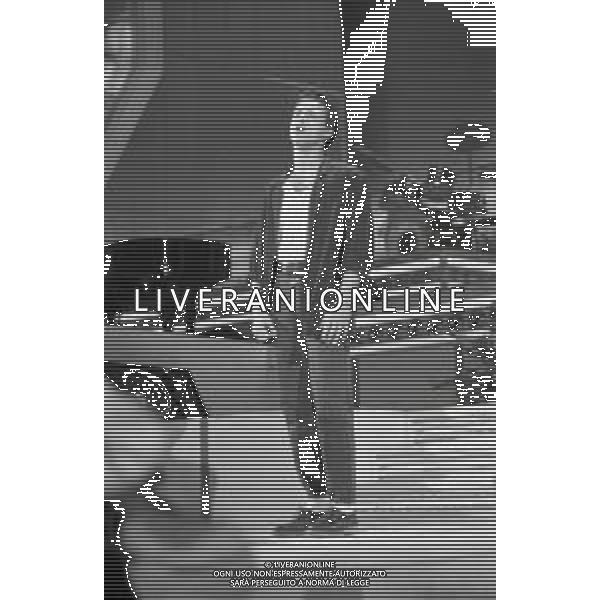 NEG-RETROSPETTIVA EROS RAMAZZOTTI CANTANTE NELLA FOTO EROS RAMAZZOTTI A SANREMO NELL\'ANNO 1986 AG ALDO LIVERANI SAS