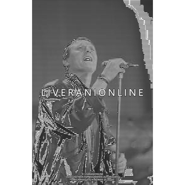 NEG-RETROSPETTIVA ZUCCHERO FORNACIARI CANTANTE NELLA FOTO ZUCCHERO FORNACIARI A SANREMO NELL\'ANNO 1986 AG ALDO LIVERANI SAS