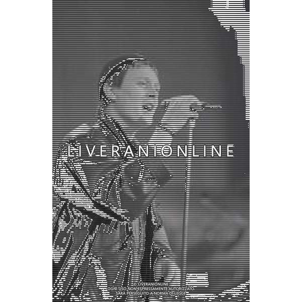 NEG-RETROSPETTIVA ZUCCHERO FORNACIARI CANTANTE NELLA FOTO ZUCCHERO FORNACIARI A SANREMO NELL\'ANNO 1986 AG ALDO LIVERANI SAS