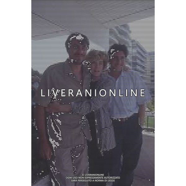 DIAP-RETROSPETTIVA RICKY TOGNAZZI ATTORE NELLA FOTO RICKY TOGNAZZI NANCY BRILLI E SERGIO CASTELLITTO NELL\'ANNO 1989 A CANNES AG ALDO LIVERANI SAS 