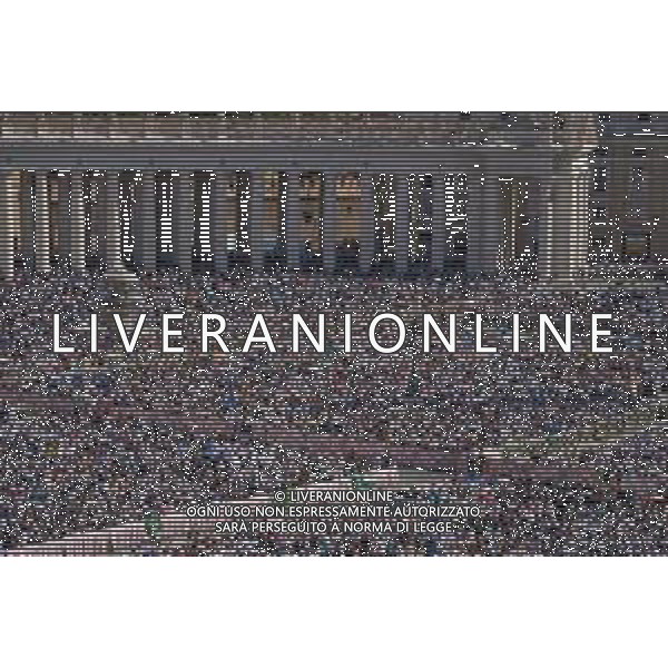 Citta’ del Vaticano Piazza San Pietro 07 Settembre 2025 Rito di Canonizzazione dei Beati Pier Giorgio Frassati e Carlo Acutis Nella foto: Folla di Fedeli Foto Credit: Andrea Bracaglia- AGENZIA ALDO LIVERANI SAS