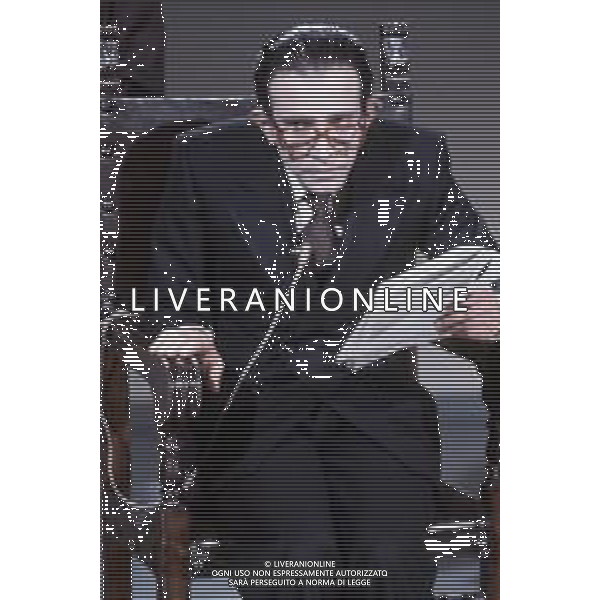 DIAP-RETROSPETTIVA ENRICO MONTESANO ATTORE NELLA FOTO ENRICO MONTESANO nel programma televisivo ‘Quantunque io ‘ nell’imitazione di Andreotti, nell’anno 1977 AG ALDO LIVERANI SAS