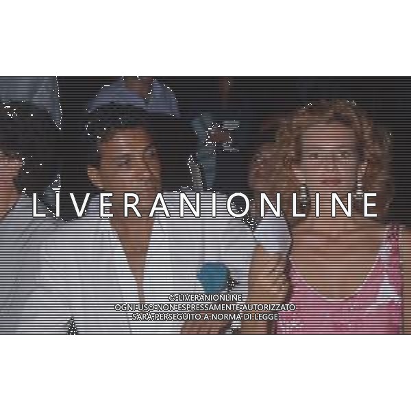 DIAP-RETROSPETTIVA GIULIANA DE SIO ATTRICE NELLA FOTO GIULIANA DE SIO CON UN AMICO NELL\'ANNO 1986 AG ALDO LIVERANI SAS