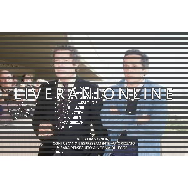 DIAP-RETROSPETTIVA MARCELLO MASTROIANNI ATTORE NELLA FOTO MARCELLO MASTROIANNI CON MARCO BELLOCCHIO A CANNES NELL\'ANNO 1984 AG ALDO LIVERANI SAS