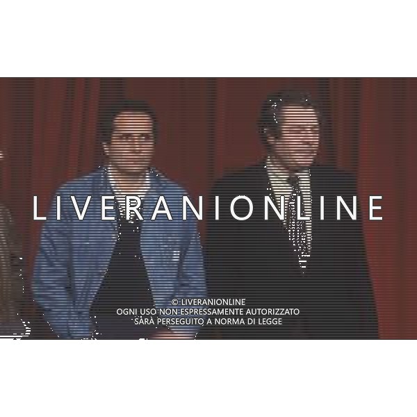 DIAP-RETROSPETTIVA MARCELLO MASTROIANNI ATTORE NELLA FOTO MARCELLO MASTROIANNI CON MARCO BELLOCCHIO A CANNES NELL\'ANNO 1984 AG ALDO LIVERANI SAS