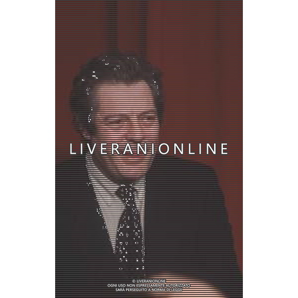 DIAP-RETROSPETTIVA MARCELLO MASTROIANNI ATTORE NELLA FOTO MARCELLO MASTROIANNI A CANNES NELL\'ANNO 1984 AG ALDO LIVERANI SAS
