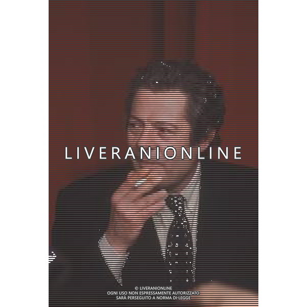 DIAP-RETROSPETTIVA MARCELLO MASTROIANNI ATTORE NELLA FOTO MARCELLO MASTROIANNI A CANNES NELL\'ANNO 1984 AG ALDO LIVERANI SAS