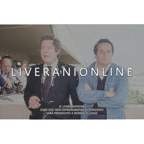DIAP-RETROSPETTIVA MARCELLO MASTROIANNI ATTORE NELLA FOTO MARCELLO MASTROIANNI CON MARCO BELLOCCHIO A CANNES NELL\'ANNO 1984 AG ALDO LIVERANI SAS