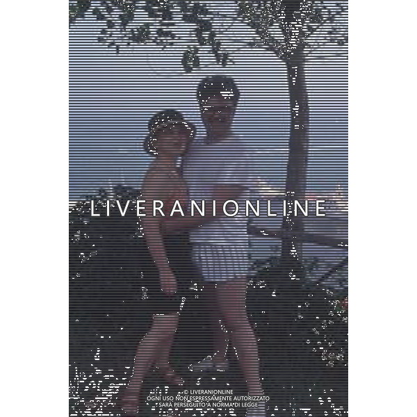 DIAP-RETROSPETTIVA PATRZIO ROVERSI CONDUTTORE TELEVISIVO NELLA FOTO PATRIZIO ROVERSI CON SYUSY BLADY NELL\'ANNO 1989 AG ALDO LIVERANI SAS 