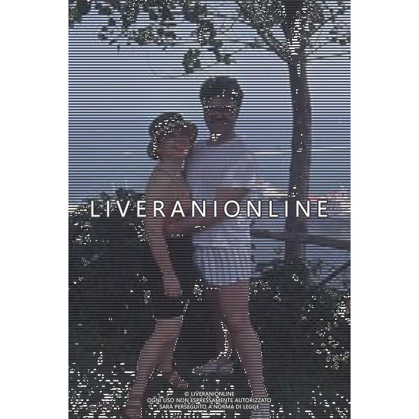 DIAP-RETROSPETTIVA PATRZIO ROVERSI CONDUTTORE TELEVISIVO NELLA FOTO PATRIZIO ROVERSI CON SYUSY BLADY NELL\'ANNO 1989 AG ALDO LIVERANI SAS 
