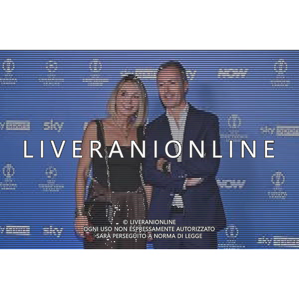 TVRG Photocall Sky Sport nella foto Andrea Duilio e la moglie Raffaella Milano 10-09-2025 Photocall in occasione dell\'evento Le Coppe Europee su Sky Sport foto Roberto Garavaglia/Agenzia Aldo Liverani sas