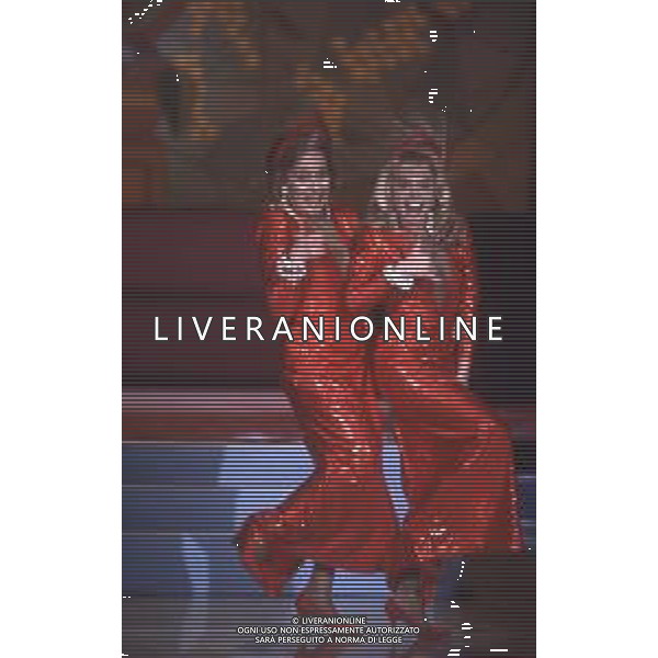 DIAP-RETROSPETTIVA MARIA GIOVANNA ELMI PRESENTATRICE TELEVISIVA NELLA FOTO MARIA GIOVANNA ELMI A MILANO NELL\'ANNO 1990 NELLA TRASMISSIONE TELEVISIVA “SIMPATICISSIMA “ CON ROSANNA VAUDETTI AG ALDO LIVERANI SAS