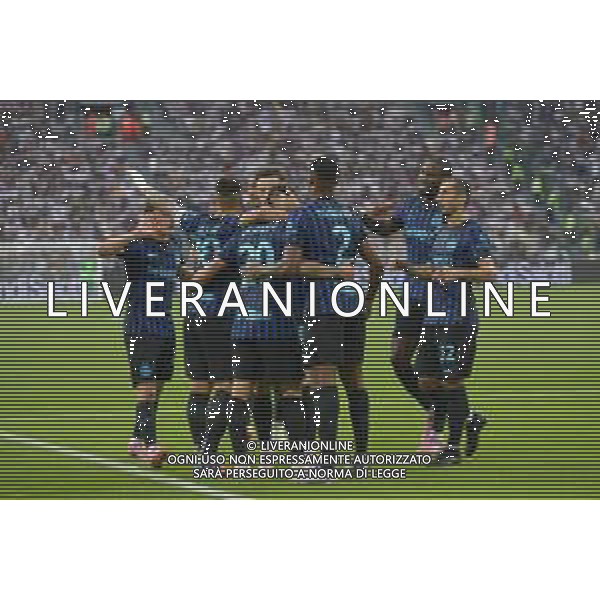 Torino 13.09.2025 Allianz Stadium @Manuela Viganti /Ag. Aldo Liverani sas Juventus vs Inter Campionato Calcio Serie A Enilive 2025/2026 3a giornata Nella foto: esultanza inter dopo il gol di hakan calhanoglu ©VIGENTI MANUELA - AGENZIA ALDO LIVERANI SAS